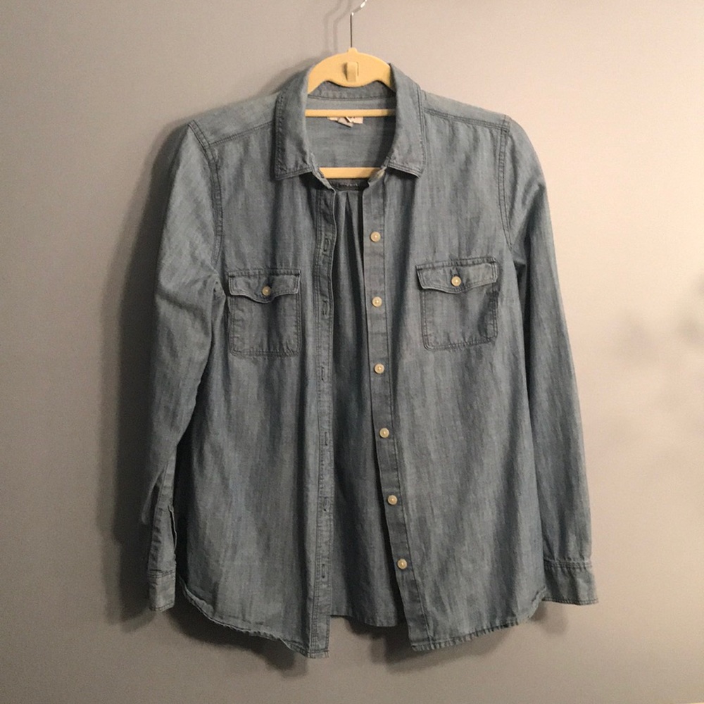 Women’s denim shirt